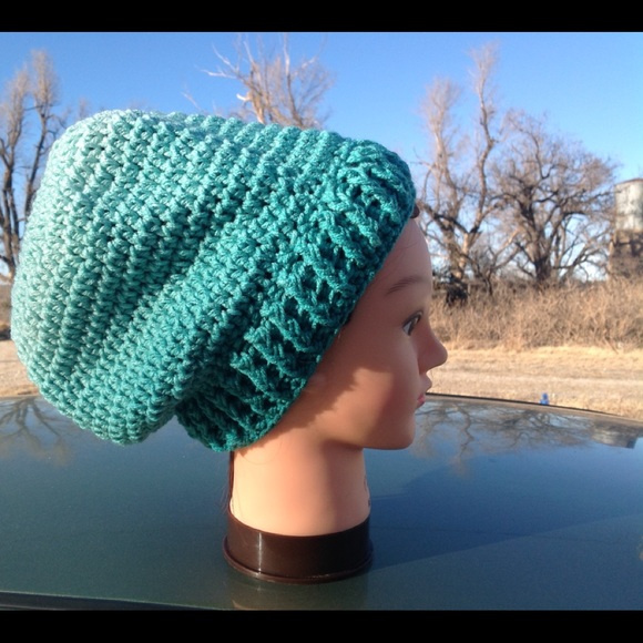 Crochet slouchy ombre color. NWOT - Picture 2 of 4